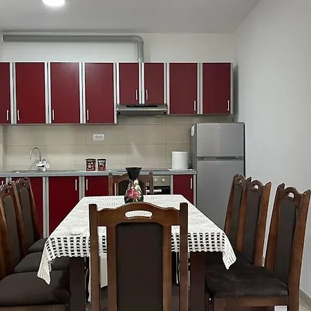 Silver Apartmant Ostrovo