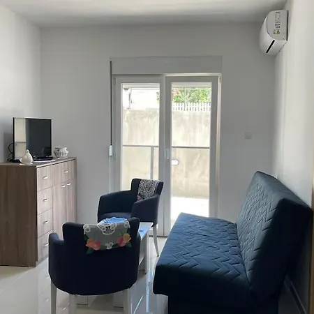 Silver Apartmant